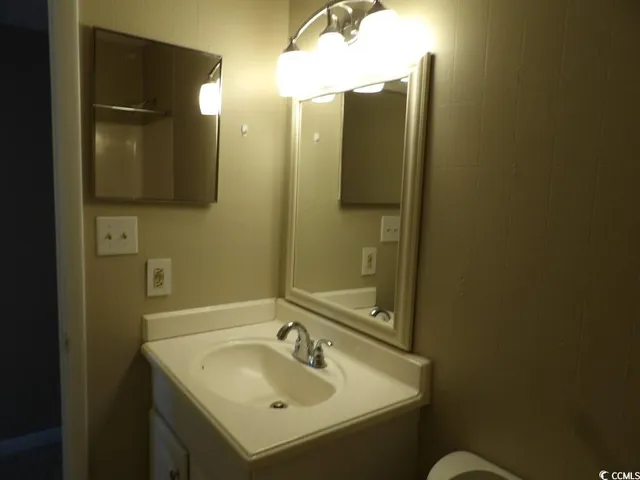 $1,000 | 10174 Beach Drive Southwest, Unit 309, Calabash, NC 28467