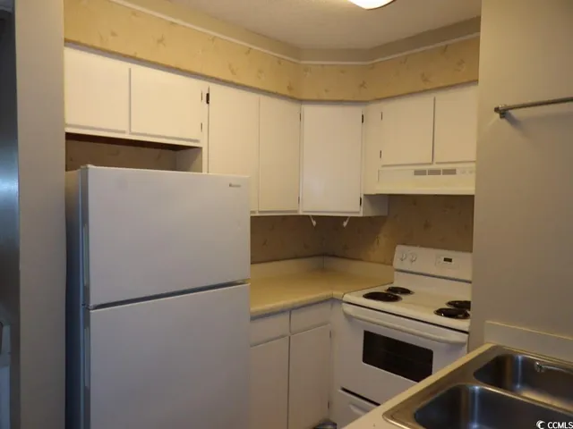 $1,000 | 10174 Beach Drive Southwest, Unit 309, Calabash, NC 28467