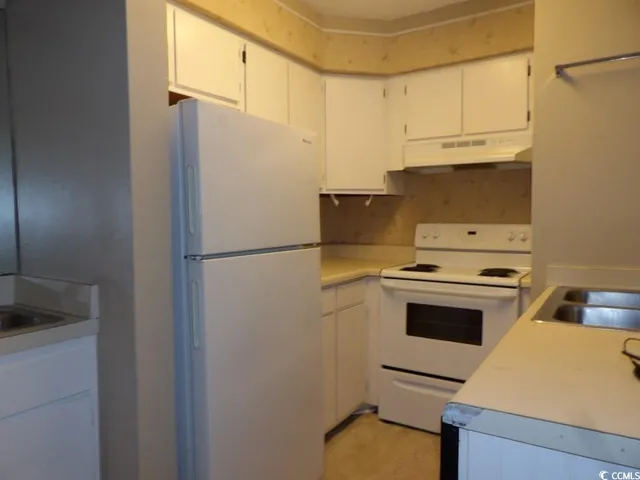 $1,000 | 10174 Beach Drive Southwest, Unit 309, Calabash, NC 28467