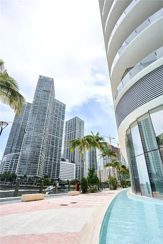 $40,000 | 300 Biscayne Blvd Way, Unit 3104, Miami, FL 33131