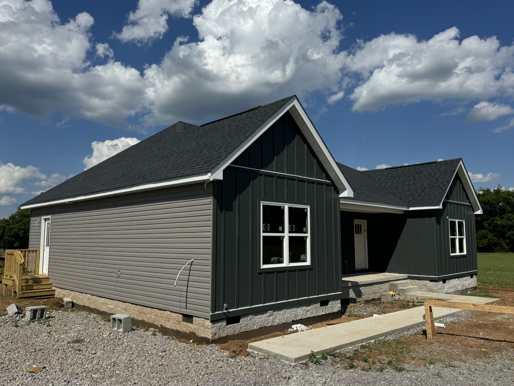 2108 Laws Hill Road Lewisburg, TN 37091 - Photo 8 of 29 a front view of a house