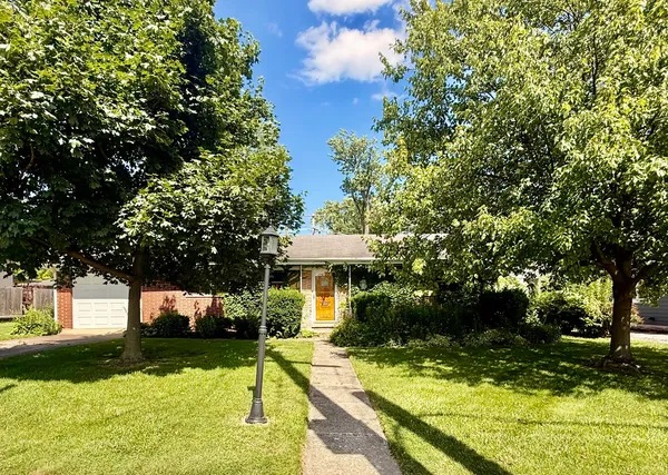 $2,800 | 4707 Fairview Avenue, Downers Grove, IL 60515