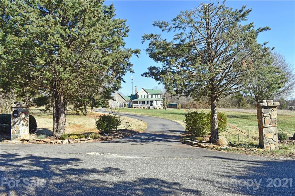 2370 Ralph L Road Hickory, NC 28602 - Photo 37 of 37 Gallery Image 37