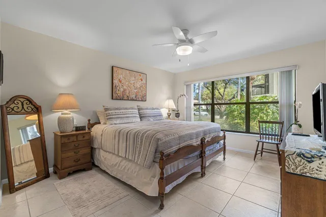 $3,000 | 5188 Oakhill Lane, Unit 1111, Delray Beach, FL 33484