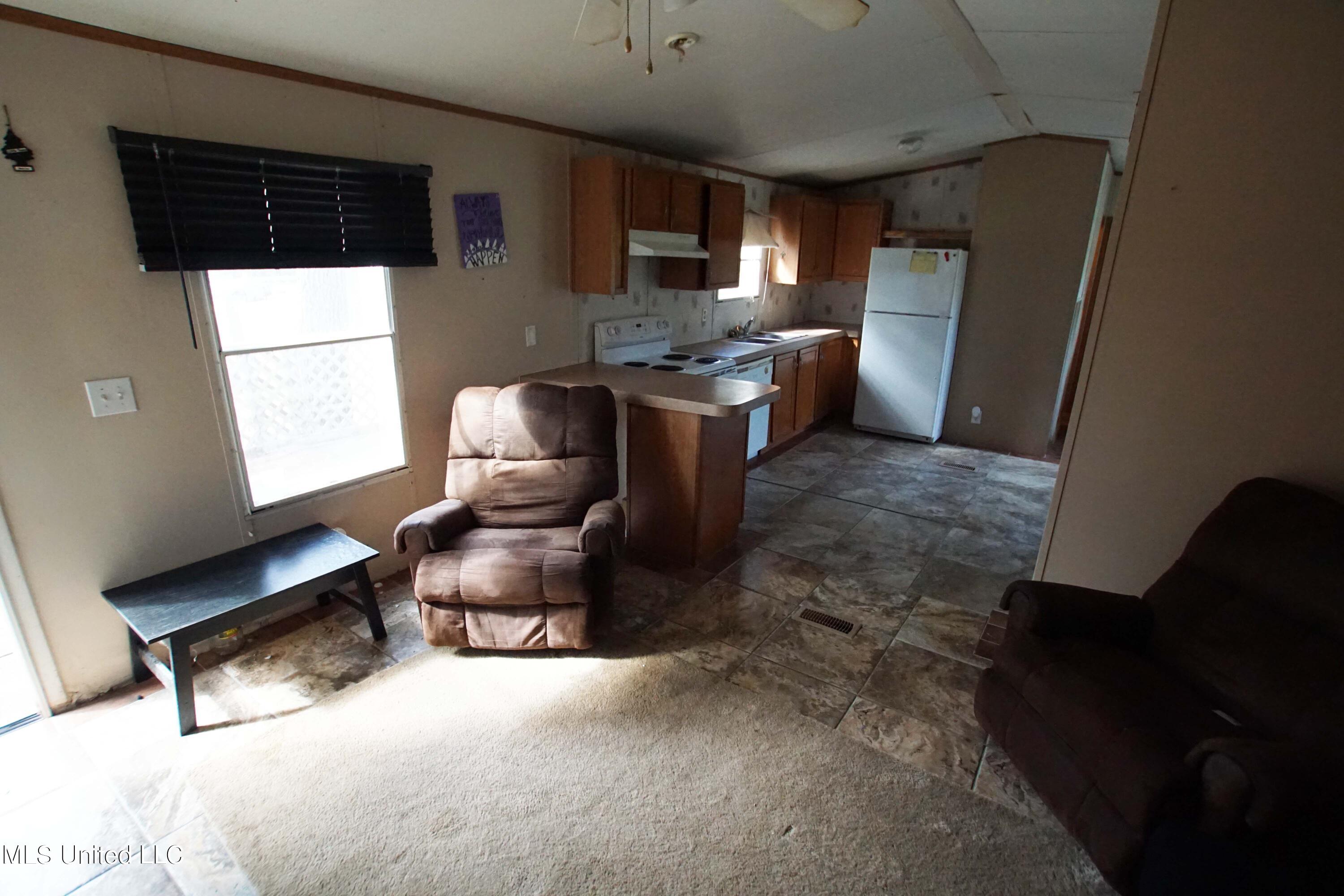 8270 Henley Road Pass Christian, MS 39571 - Photo 5 of 11 living 1