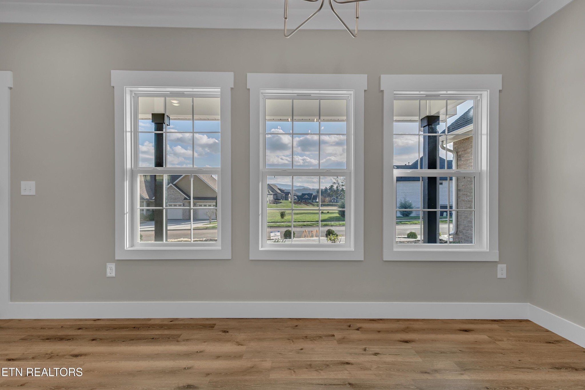 1348 Rippling Waters Circle Sevierville, TN 37876 - Photo 15 of 39 Gallery Image 15