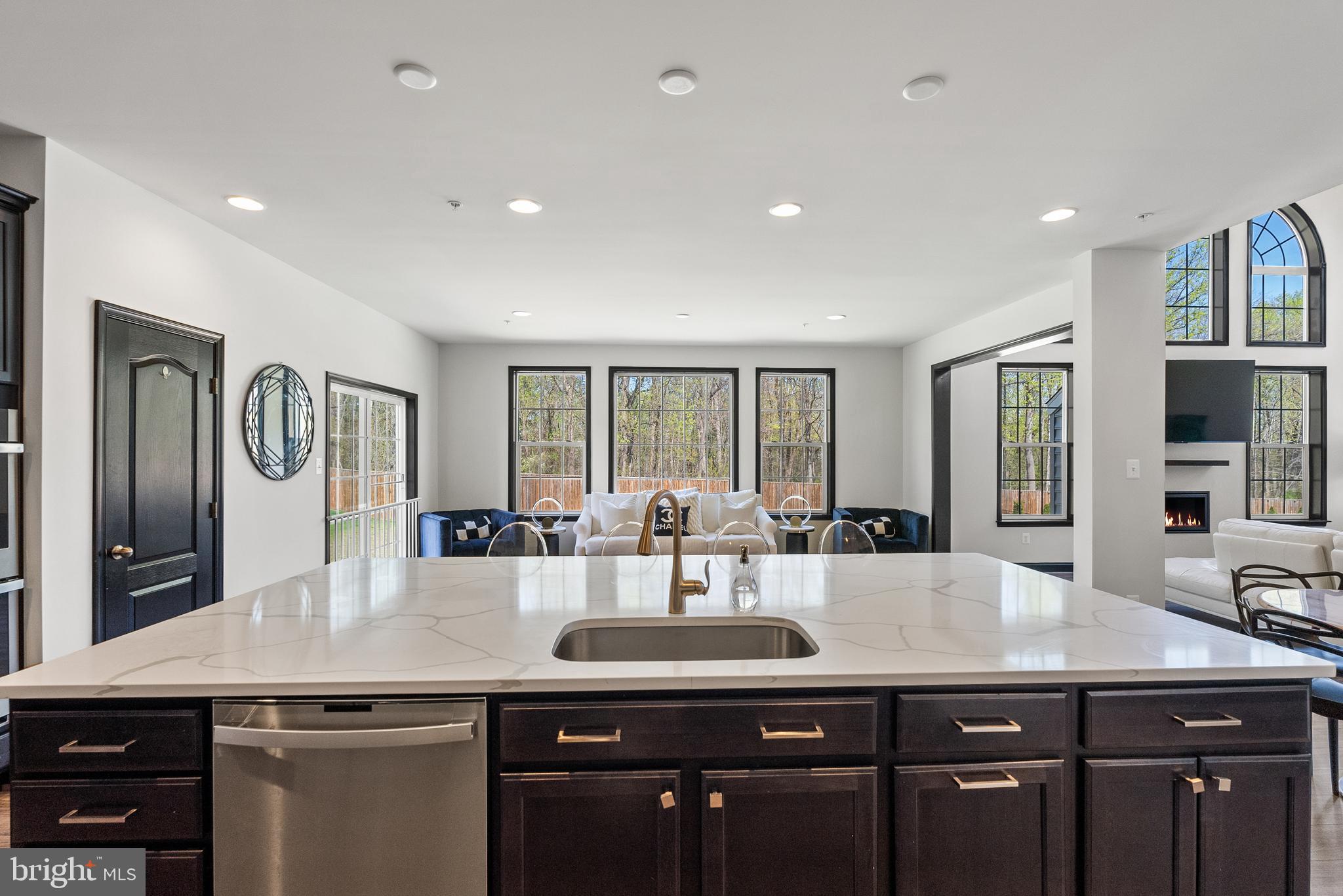 4012 Diamondhead Avenue Bowie, MD 20721 - Photo 31 of 96 a kitchen with counter top space and a sink
