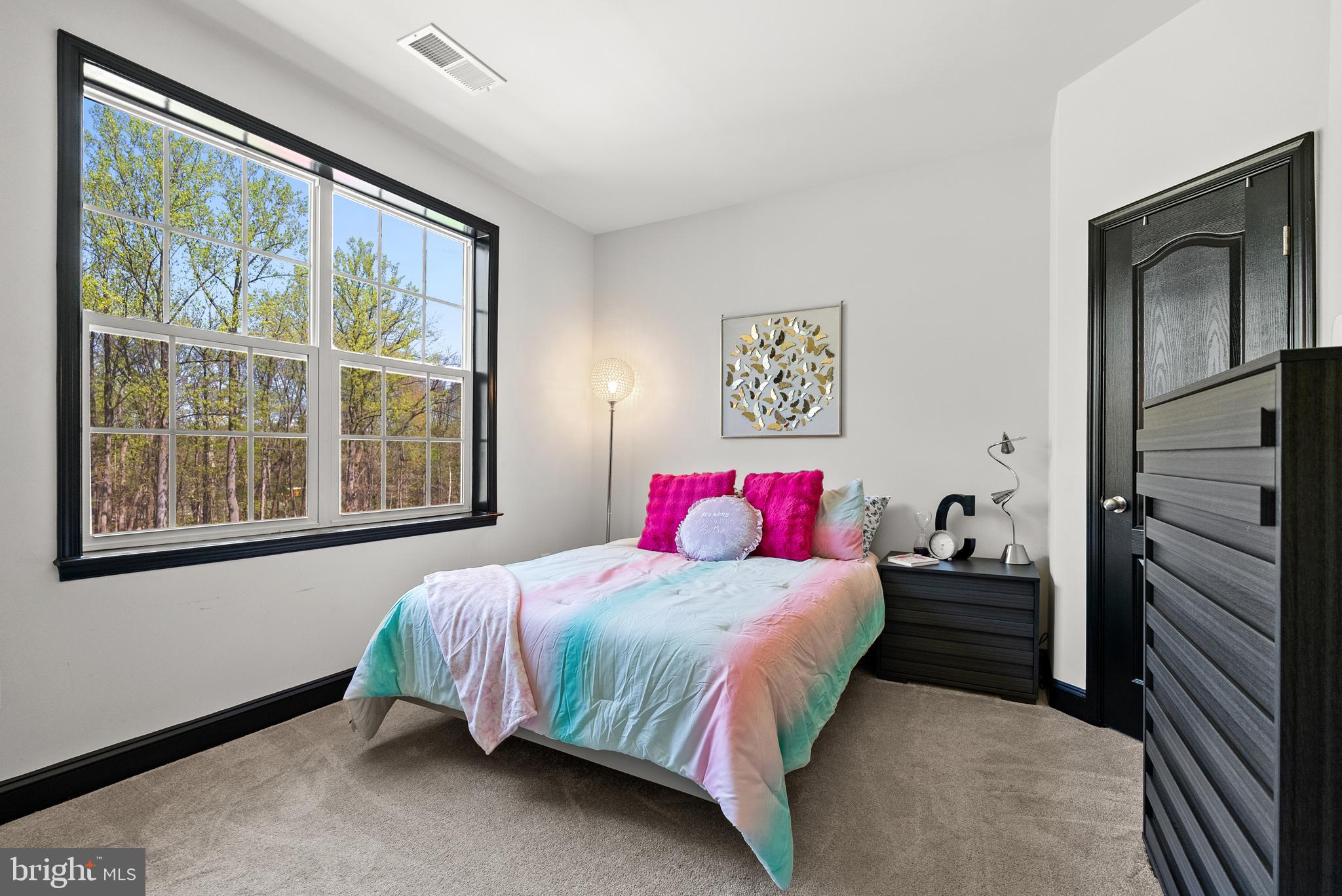 4012 Diamondhead Avenue Bowie, MD 20721 - Photo 52 of 96 a bedroom with a bed and a window