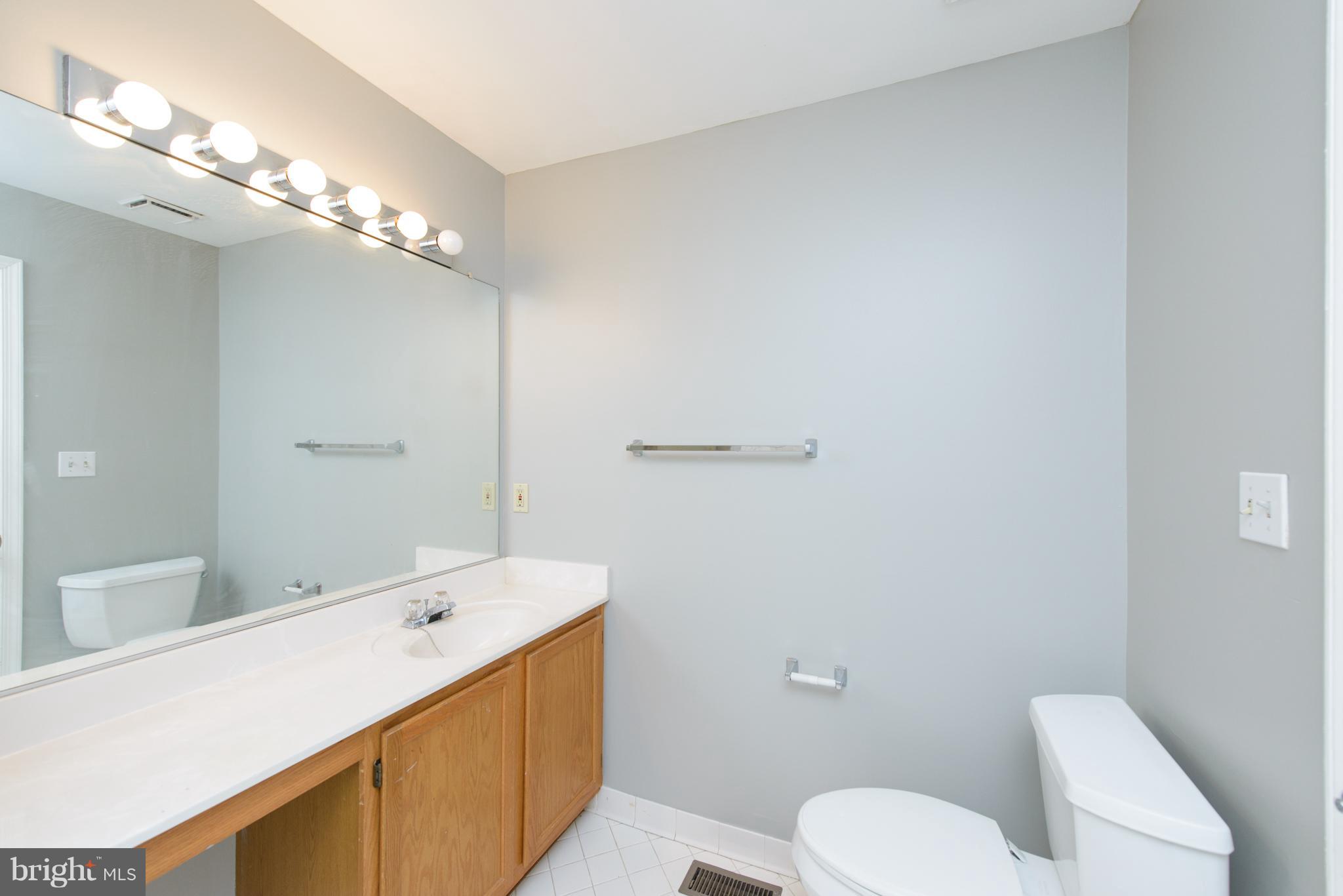 4703 Ridgeline Terrace, Unit 286 Bowie, MD 20720 - Photo 19 of 26 Bath