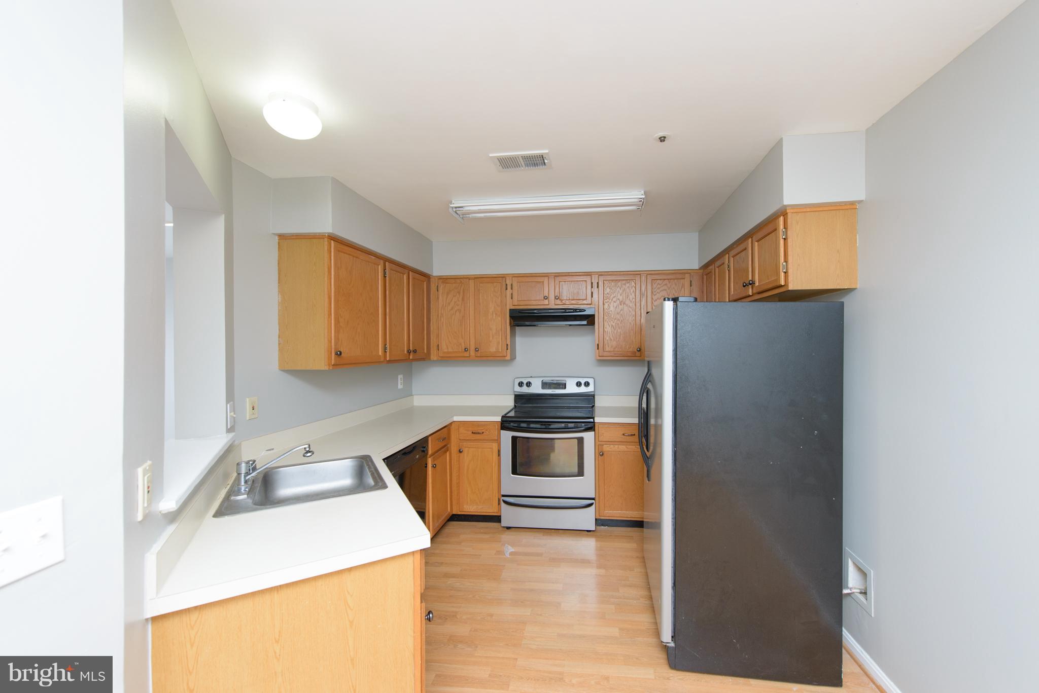 4703 Ridgeline Terrace, Unit 286 Bowie, MD 20720 - Photo 5 of 26 Kitchen