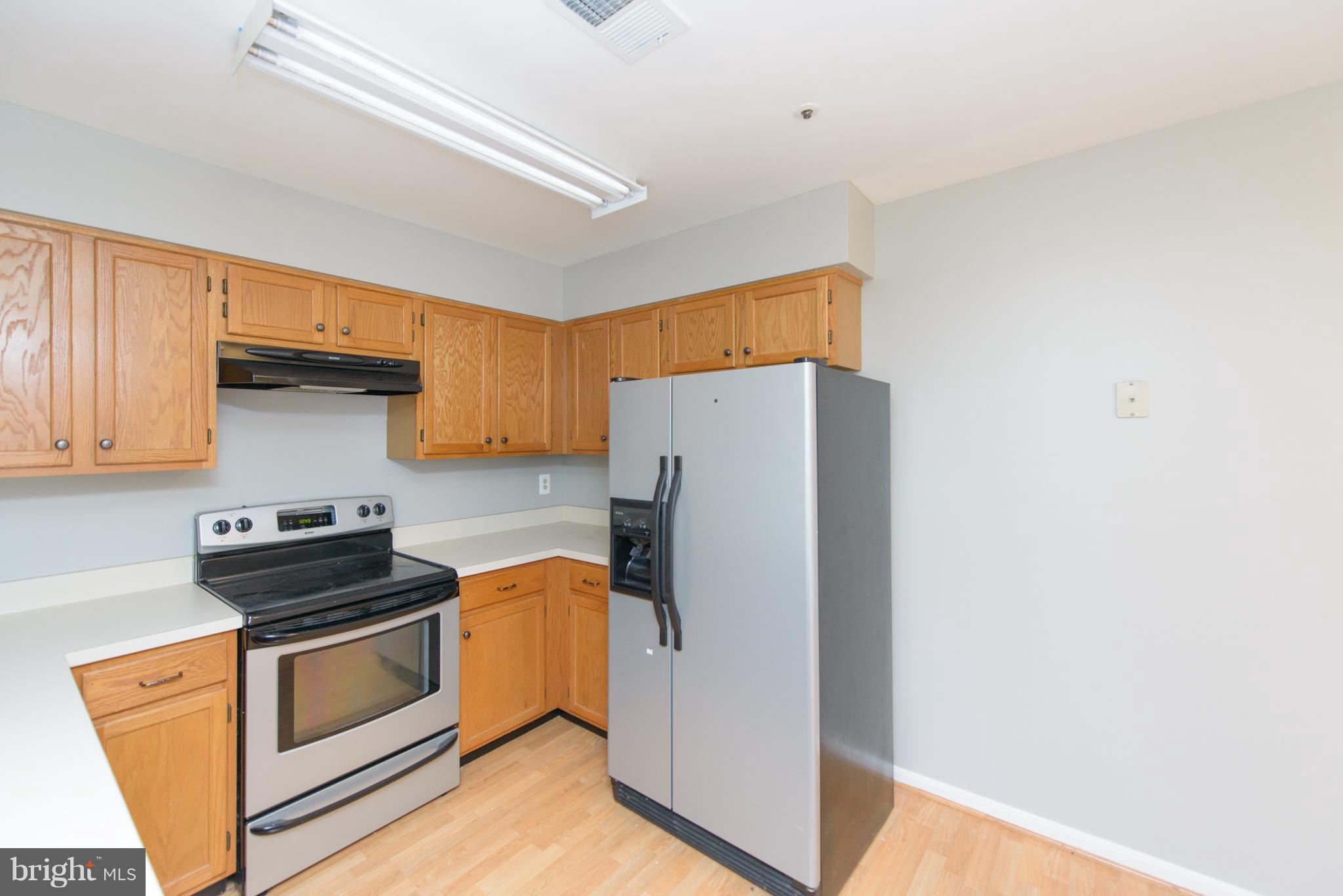 4703 Ridgeline Terrace, Unit 286 Bowie, MD 20720 - Photo 7 of 26 Living Room