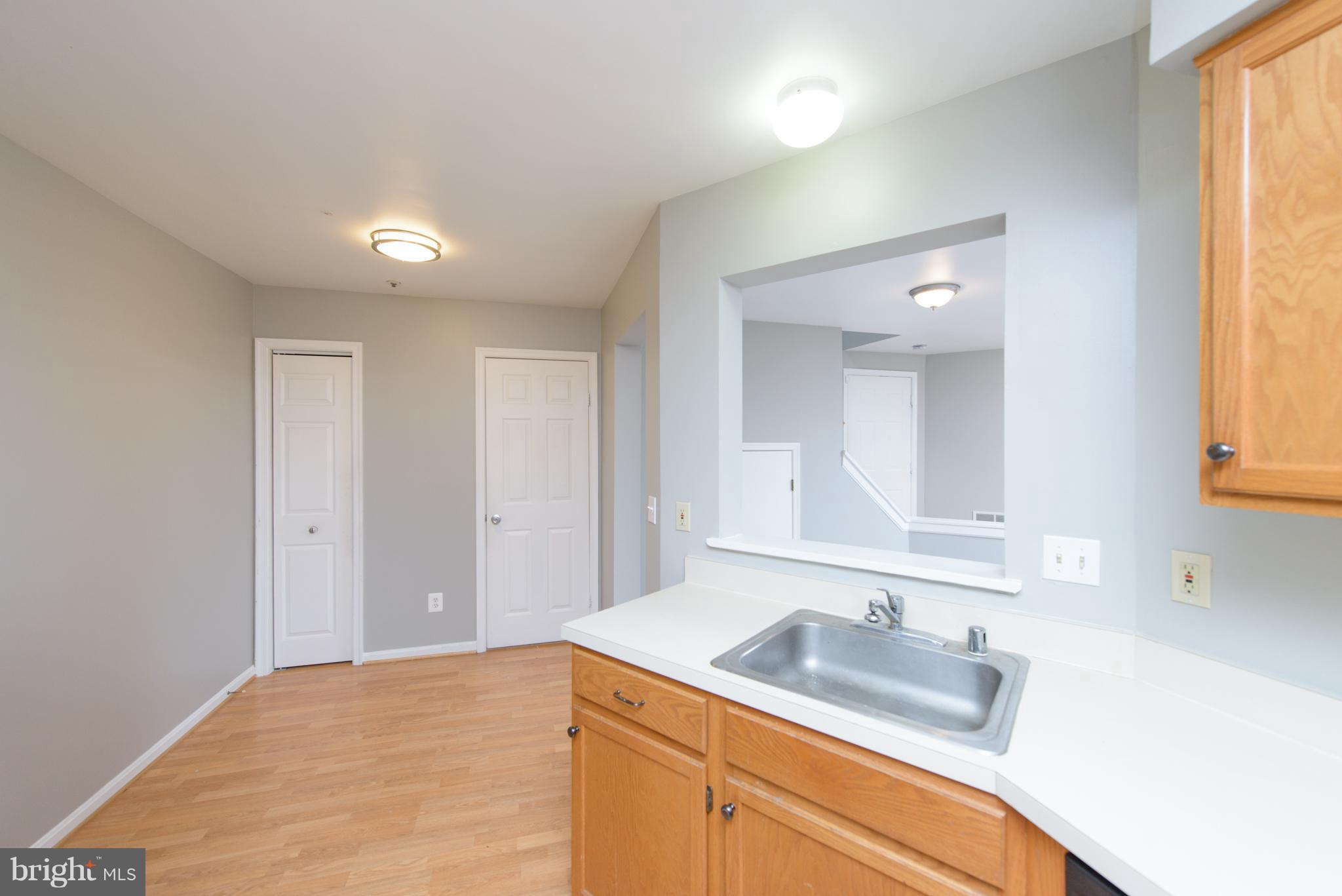 4703 Ridgeline Terrace, Unit 286 Bowie, MD 20720 - Photo 8 of 26 Kitchen