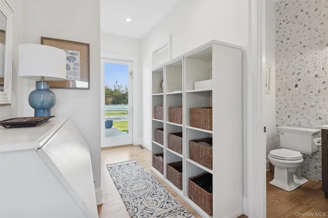 a bathroom with a toilet