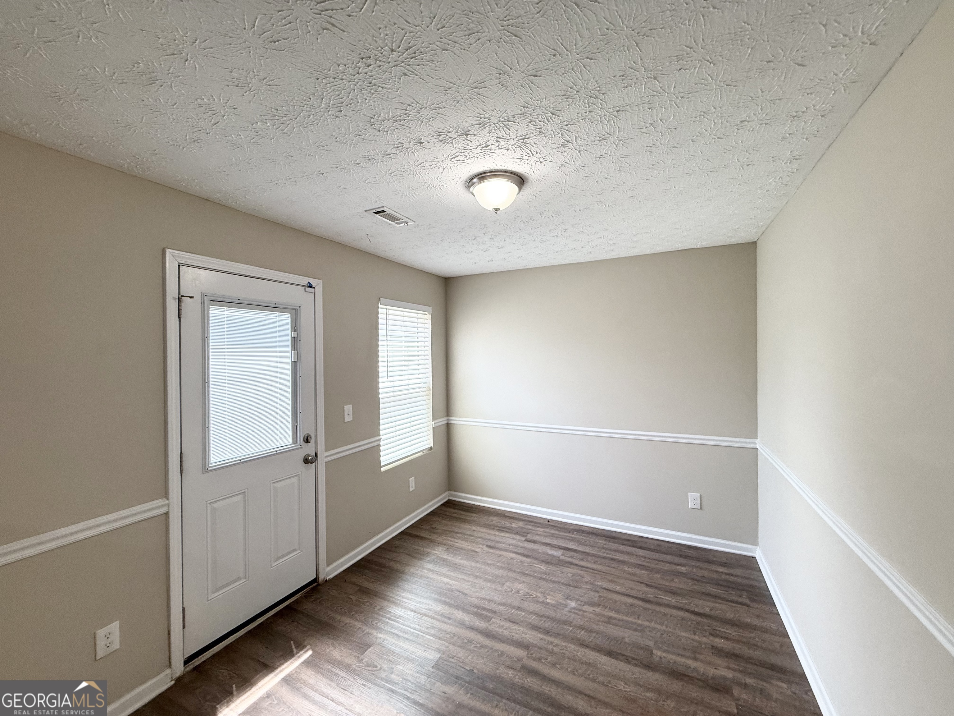 6113 Lynx's Circle Southwest Covington, GA 30014 - Photo 7 of 22