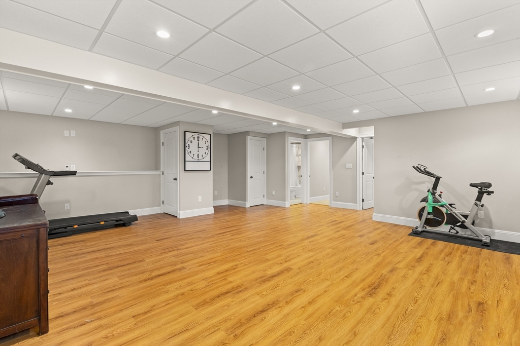 70 Dillingham Way Hanover, MA 02339 - Photo 36 of 42 a big room with a bed