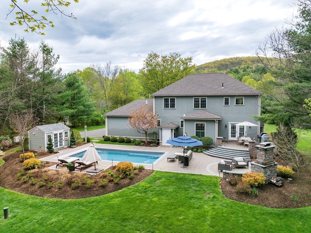249 Sylvester Road Northampton, MA 01062 - Photo 5 of 41 Gallery Image 5