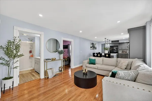 $800,000 | 21 Pine Avenue, Brockton, MA 02302