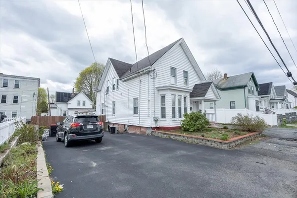 $800,000 | 21 Pine Avenue, Brockton, MA 02302