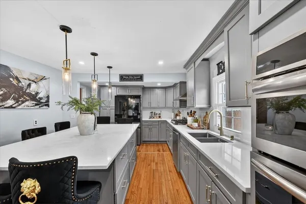 $800,000 | 21 Pine Avenue, Brockton, MA 02302