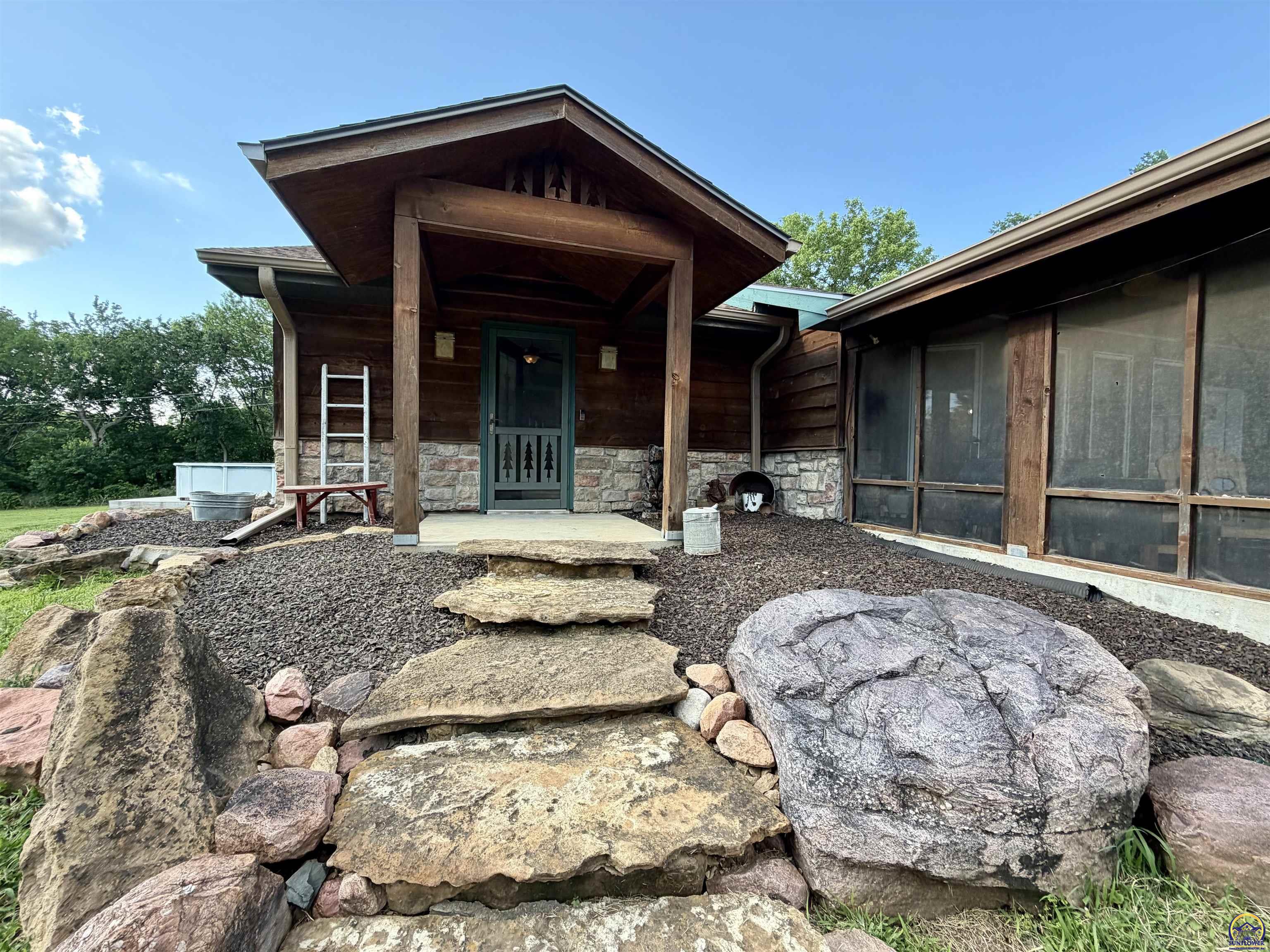 7030 Northwest Valencia Road Silver Lake, KS 66539 - Photo 5 of 34