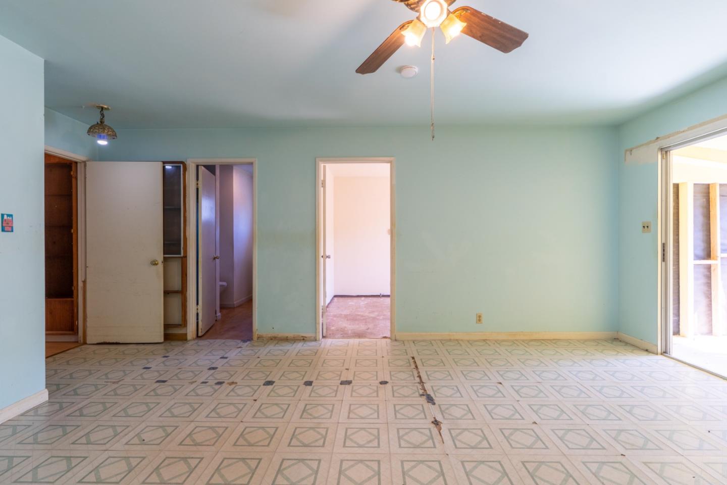 1139 Peralta Road Pacifica, CA 94044 - Photo 17 of 23 an empty room with closet and windows