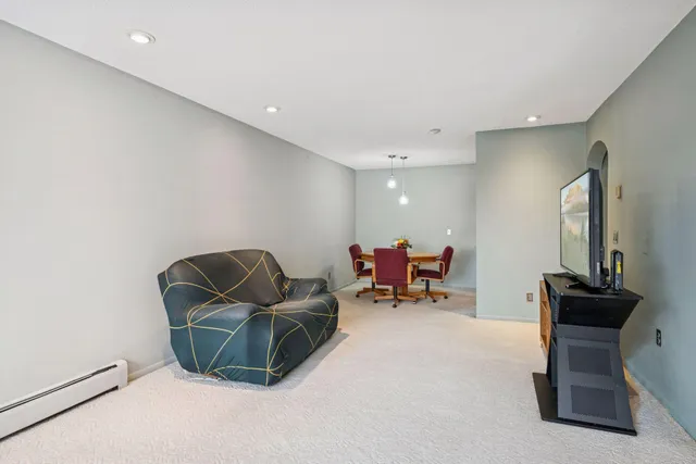 $165,000 | 7320 York Avenue South, Unit 211, Edina, MN 55435