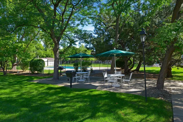 $165,000 | 7320 York Avenue South, Unit 211, Edina, MN 55435