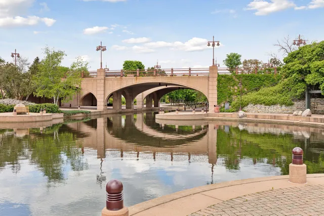 $165,000 | 7320 York Avenue South, Unit 211, Edina, MN 55435