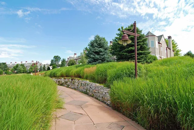 $165,000 | 7320 York Avenue South, Unit 211, Edina, MN 55435