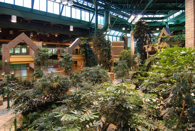 $165,000 | 7320 York Avenue South, Unit 211, Edina, MN 55435