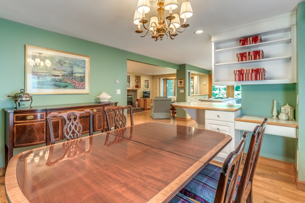 67 Maple Ridge Road Reading, MA 01867 - Photo 11 of 29