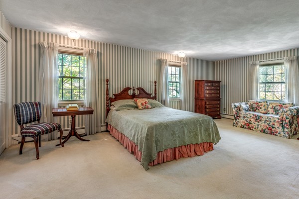 67 Maple Ridge Road Reading, MA 01867 - Photo 24 of 29
