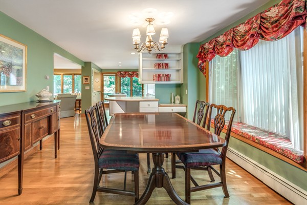 67 Maple Ridge Road Reading, MA 01867 - Photo 10 of 29