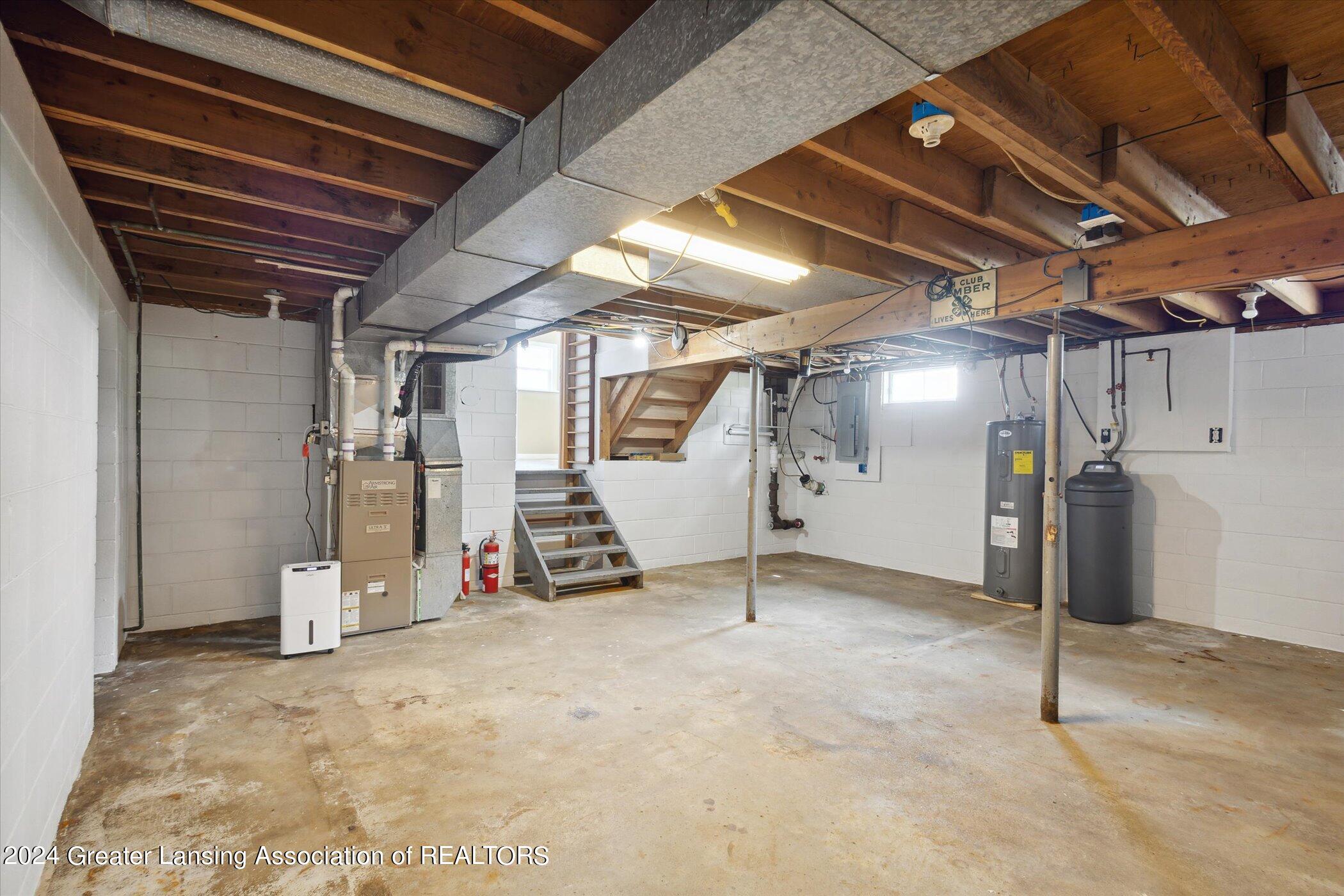 1399 West Kalamo Highway, Unit R2 Charlotte, MI 48813 - Photo 28 of 36 28-1399-W-Kalamo-Hwy-Charlotte-MI-48813-