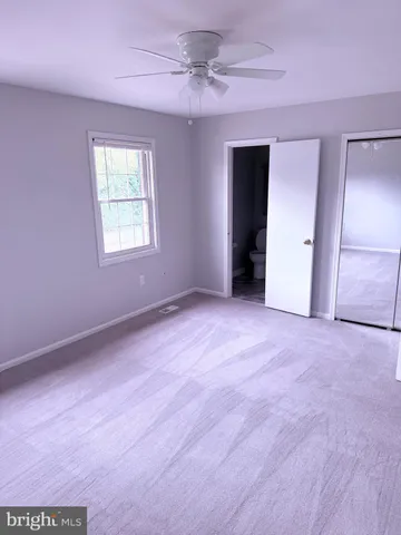 a bathroom with a toilet