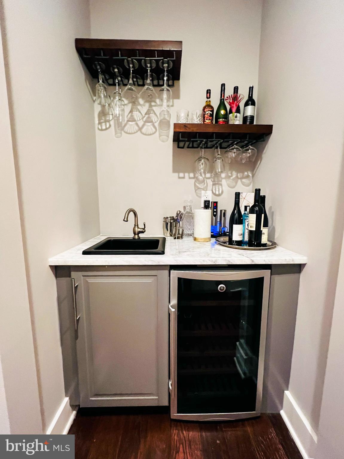 16 R Street Northwest, Unit 2 Washington, DC 20001 - Photo 35 of 47