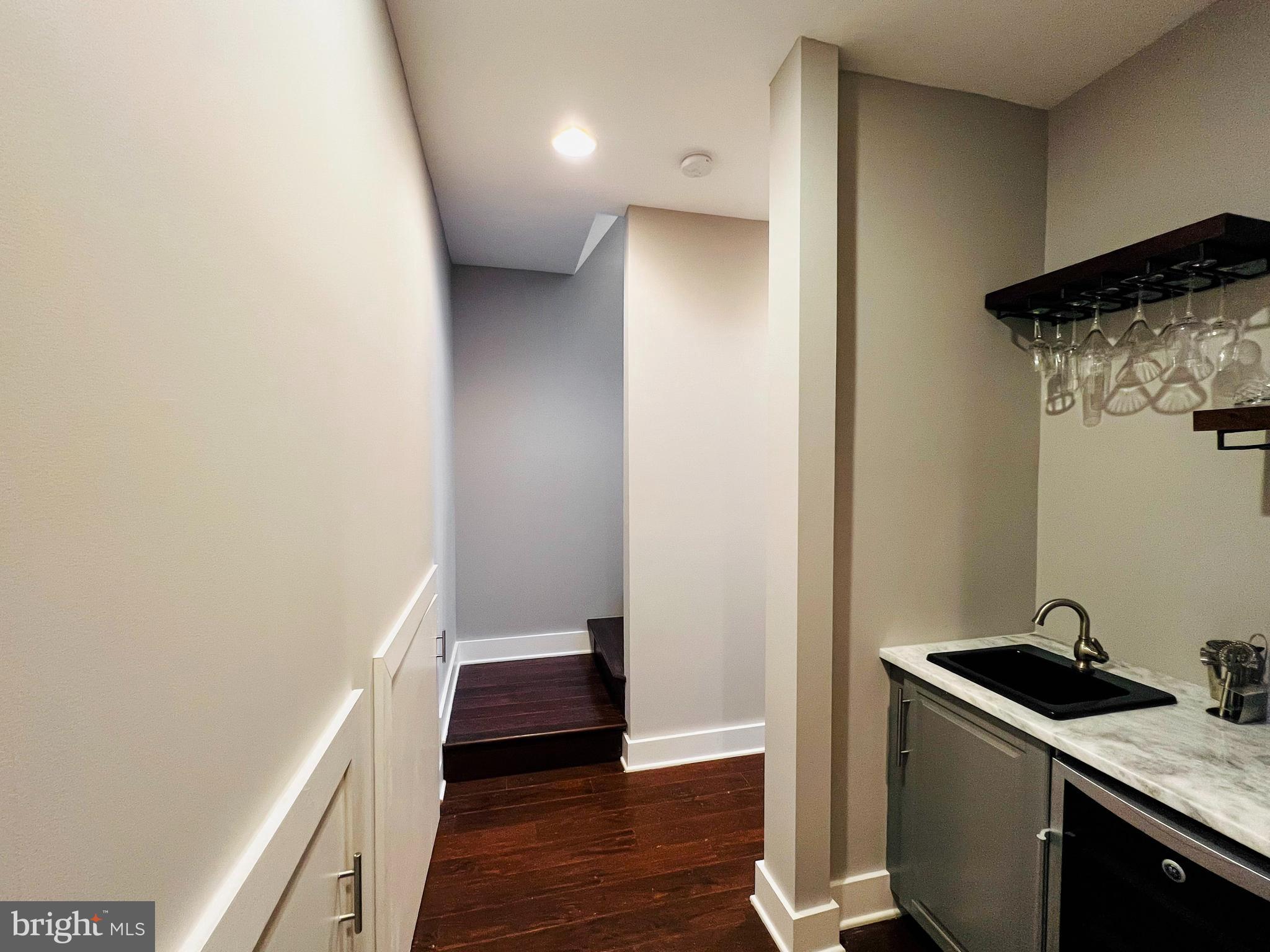 16 R Street Northwest, Unit 2 Washington, DC 20001 - Photo 36 of 47