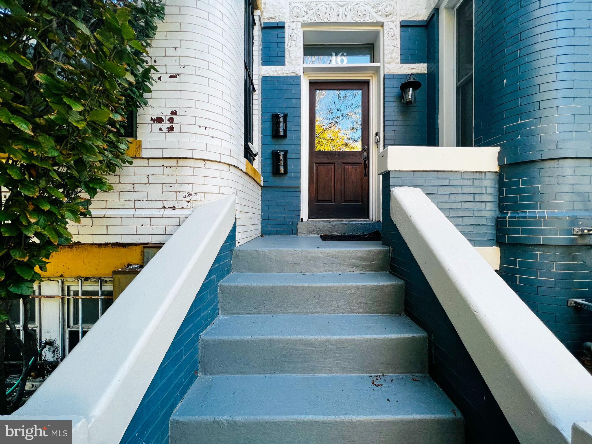 16 R Street Northwest, Unit 2 Washington, DC 20001 - Photo 6 of 47