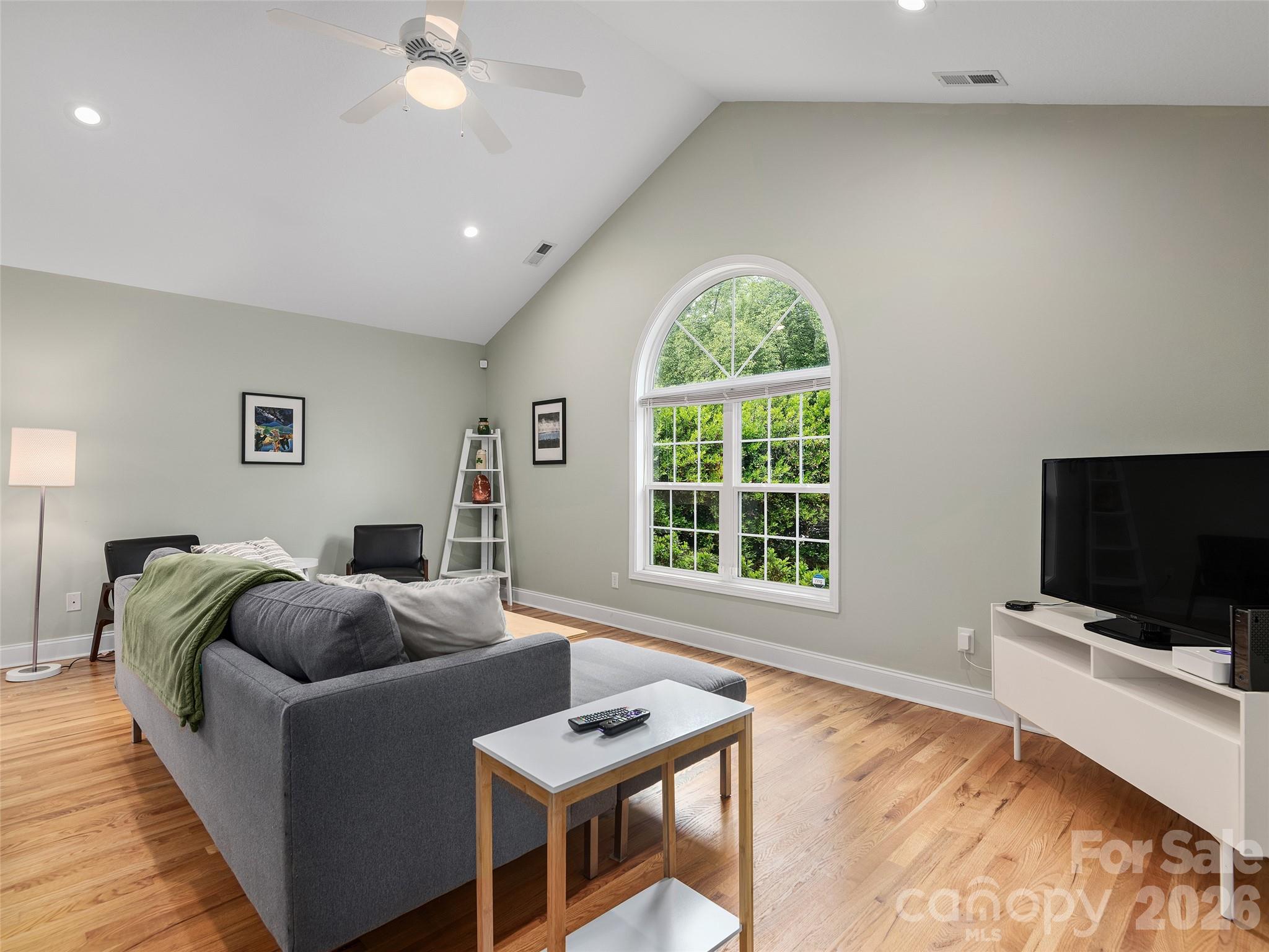 64 Springside Road Asheville, NC 28803 - Photo 4 of 31