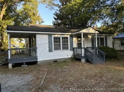 $975 | 1102 Southern Avenue, Fayetteville, NC 28306