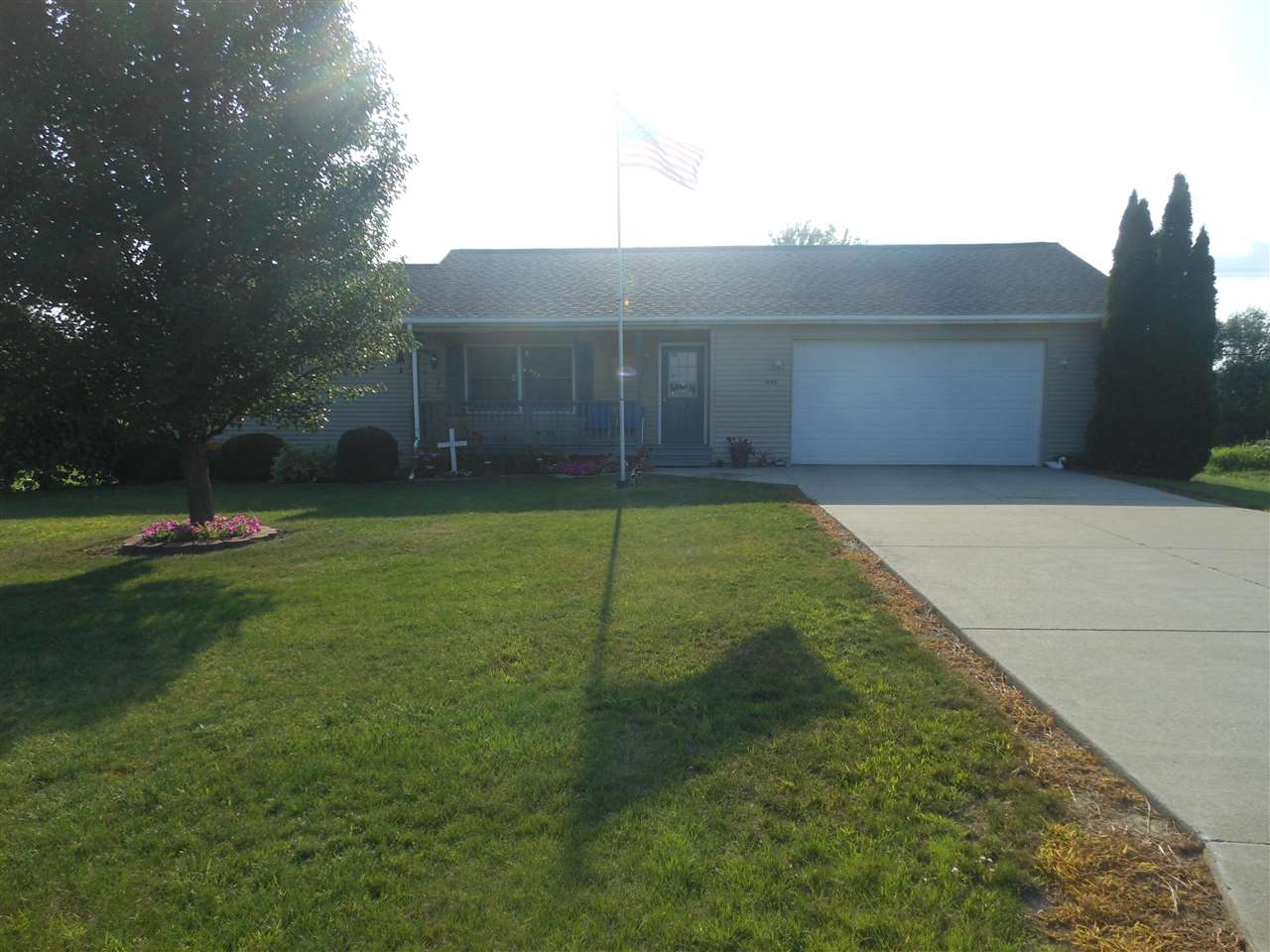 1590 Kern Road Reese, MI 48757 - Photo 1 of 20 50051804.JPG