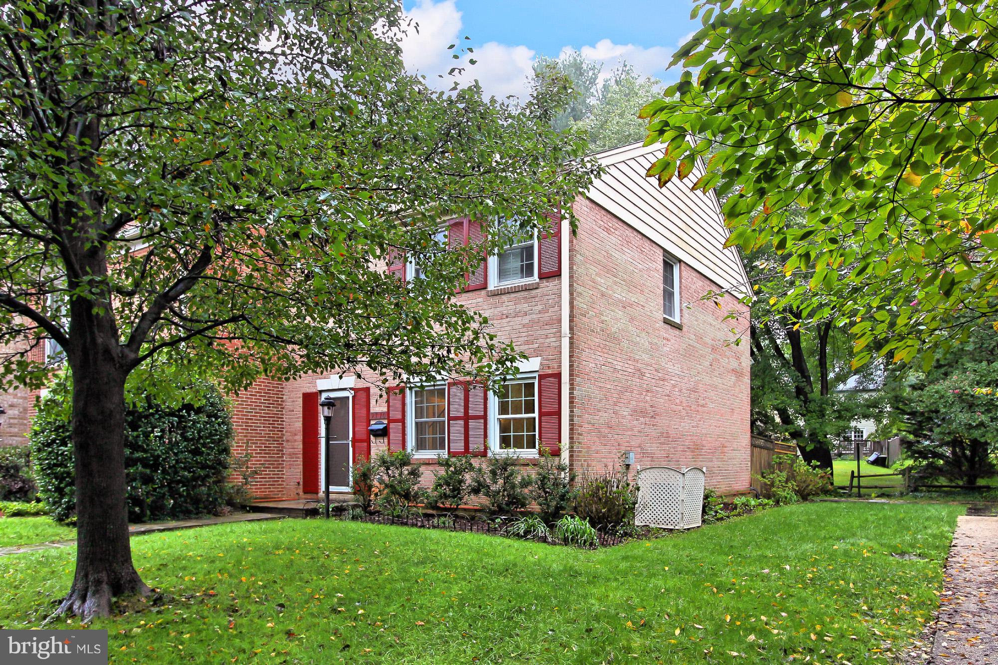 9710 Ranger Road Fairfax, VA 22030 - Photo 1 of 30 Exterior (Front)