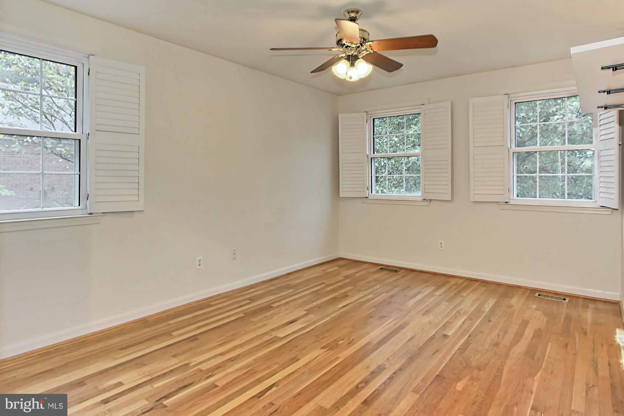 9710 Ranger Road Fairfax, VA 22030 - Photo 14 of 30 Bedroom (Master)