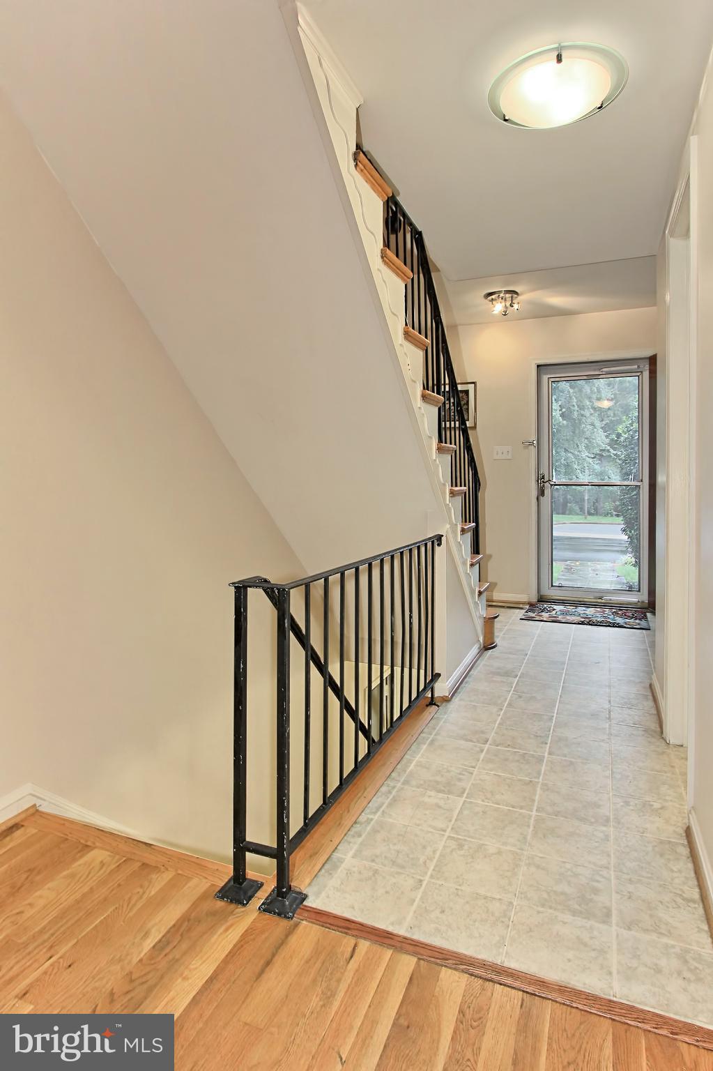 9710 Ranger Road Fairfax, VA 22030 - Photo 3 of 30 Interior (General)