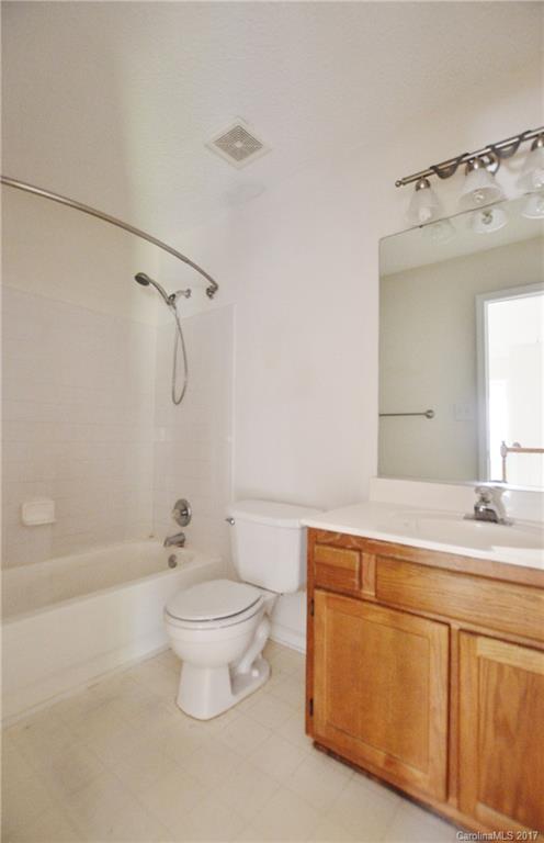 12528 Cardinal Point Road Charlotte, NC 28269 - Photo 14 of 16 Gallery Image 14