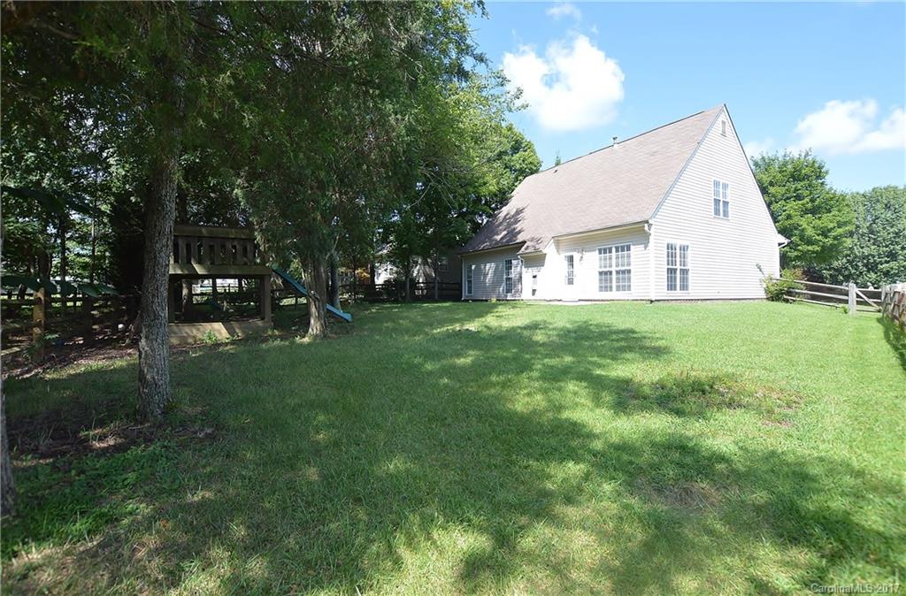 12528 Cardinal Point Road Charlotte, NC 28269 - Photo 16 of 16 Gallery Image 16