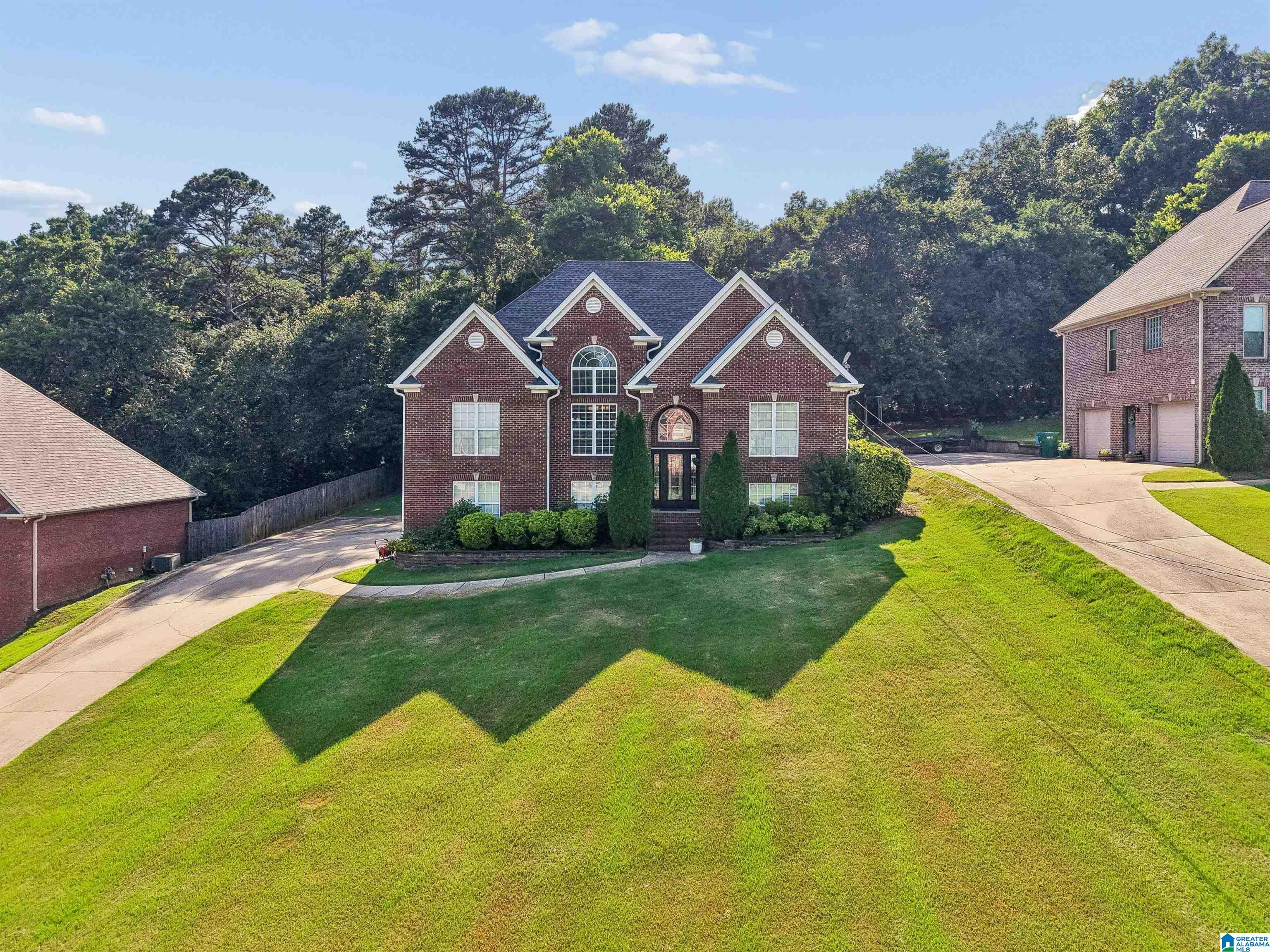 1042 Meadows Lane Moody, AL 35004 - Photo 3 of 44