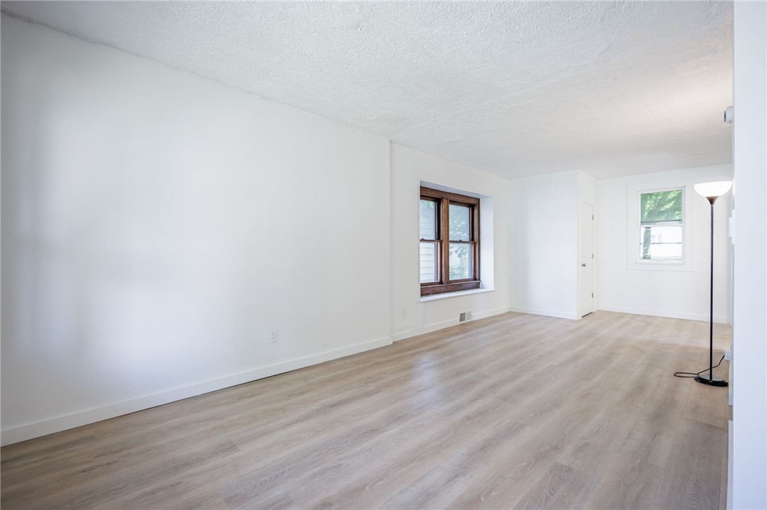124 Murray Street Rochester, NY 14606 - Photo 4 of 23