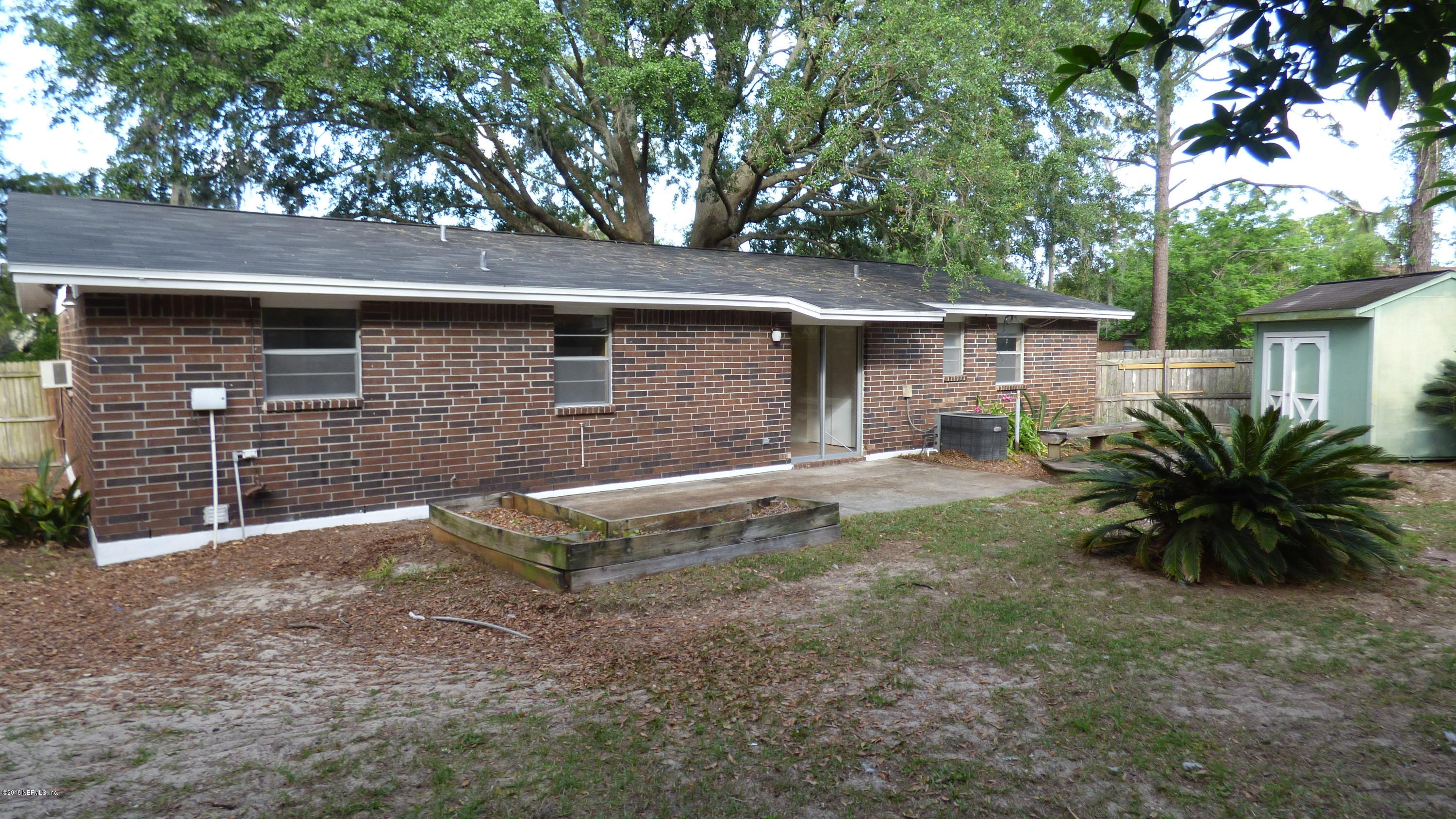 10426 Dobell Road Jacksonville, FL 32246 - Photo 13 of 15 P1120796