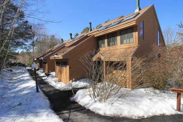 $2,600 | 22 Hillside Way, Unit I2, Waterville Valley, NH 03215